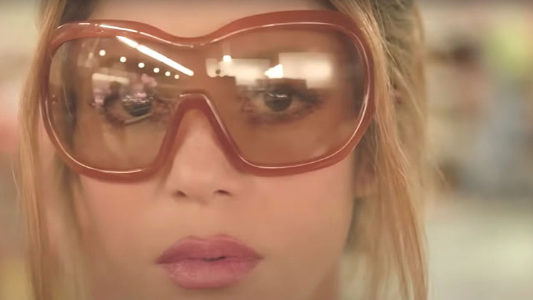 The Sunglasses Shakira Wore in Monotonía